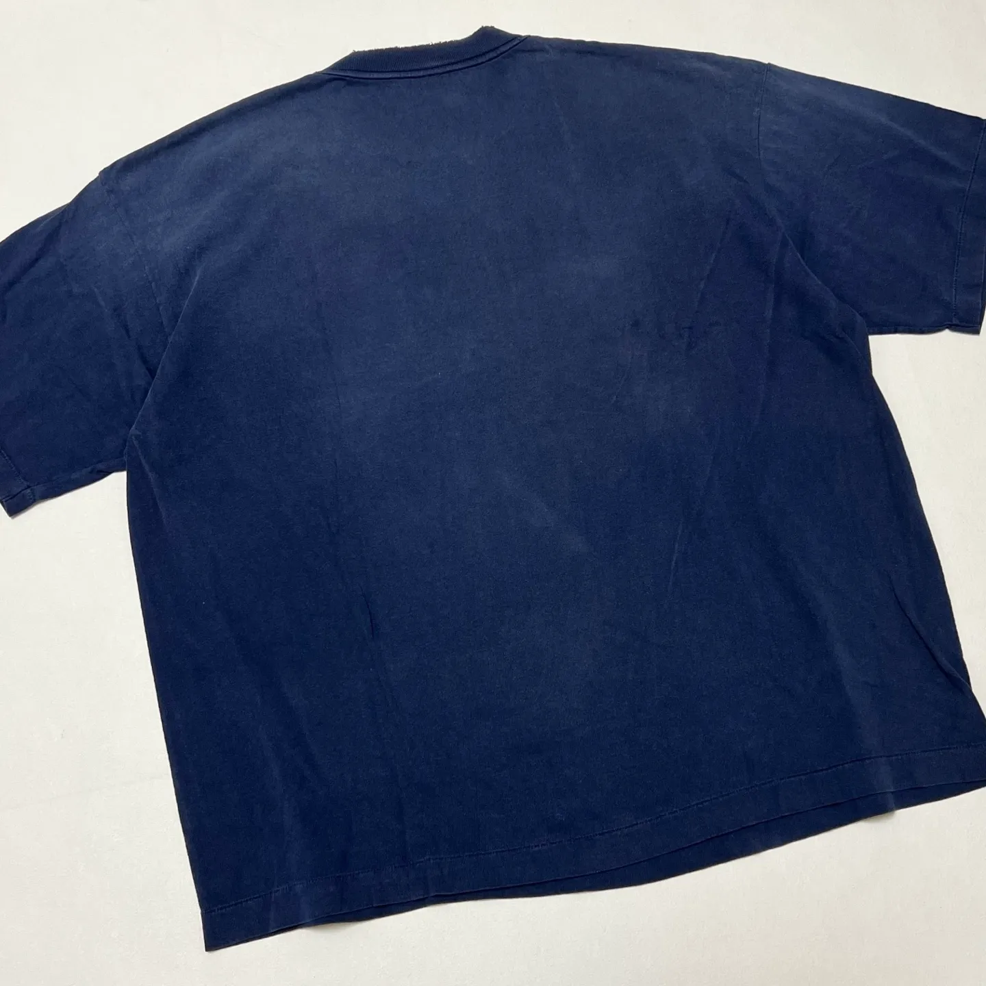 SAINT Mxxxxxx × NEIGHBORHOOD STHD . SS TEE SAINT NBHD/NVY NBHD Takizawa Shinsuke SAINT HOOD joint project Skeleton lightning destruction TEE Washed blue S-XL OE yarn tube weaving without side seam fabric Re-washed to make it distressed Cut and damaged treatment Ma Liu fading process Printing simulates natural distressed effect Correct version Customized joint main mark/wash mark/angel mark